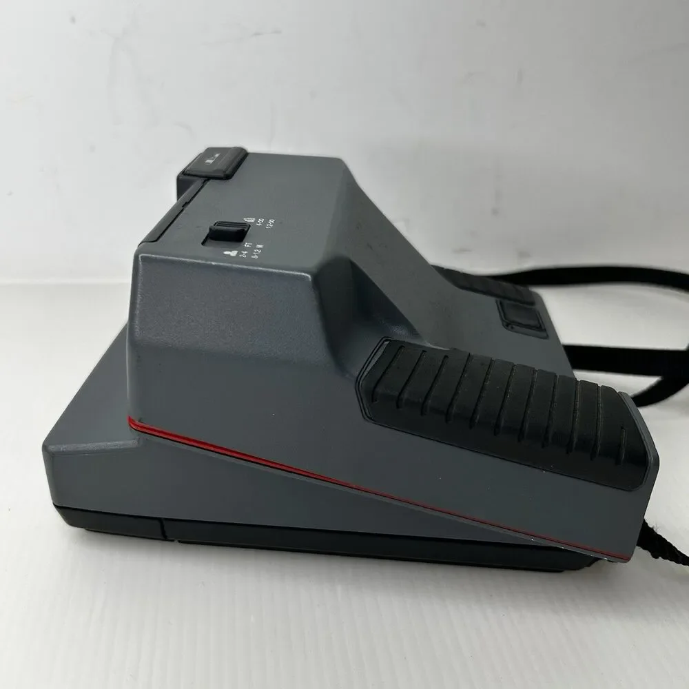 Vintage Polaroid Impulse 600 Camera w/Pop-Up Flash & Strap Untested